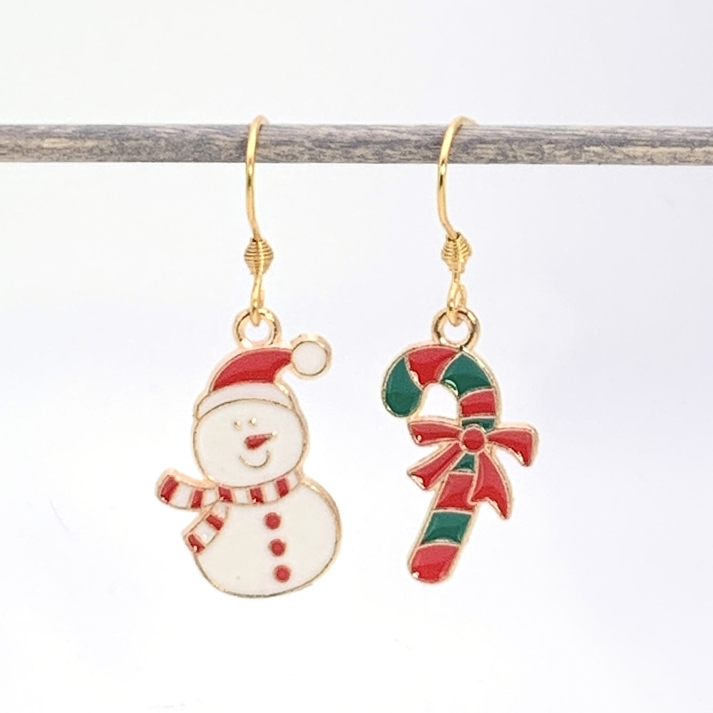 Mismatched Christmas Hook Earrings